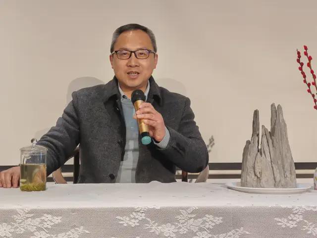 春茶话会在沙坪坝区国仁源大茶荟举行AG真人“金蛇狂舞 儒风家国”迎(图5)