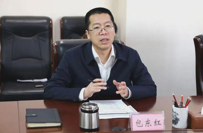 副局长厕所跳窗逃离！斑马被游客惊吓后撞死？姚明辞职？！ag真人平台第一游戏早读 多地特大暴雨！天津零时启动！(图3)